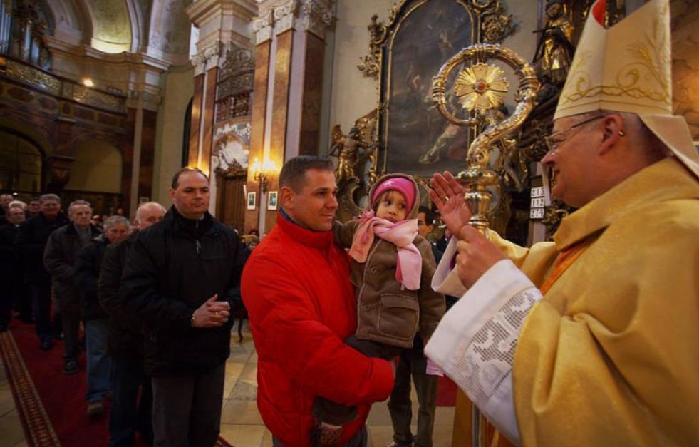 Az édesapák, és családfők megáldására kerül sor a március 19-i szentmisén